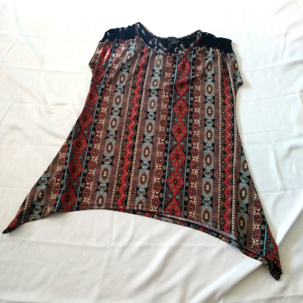 Women's large hippie boho vertical patterned stripe blouse with lace detail on b
